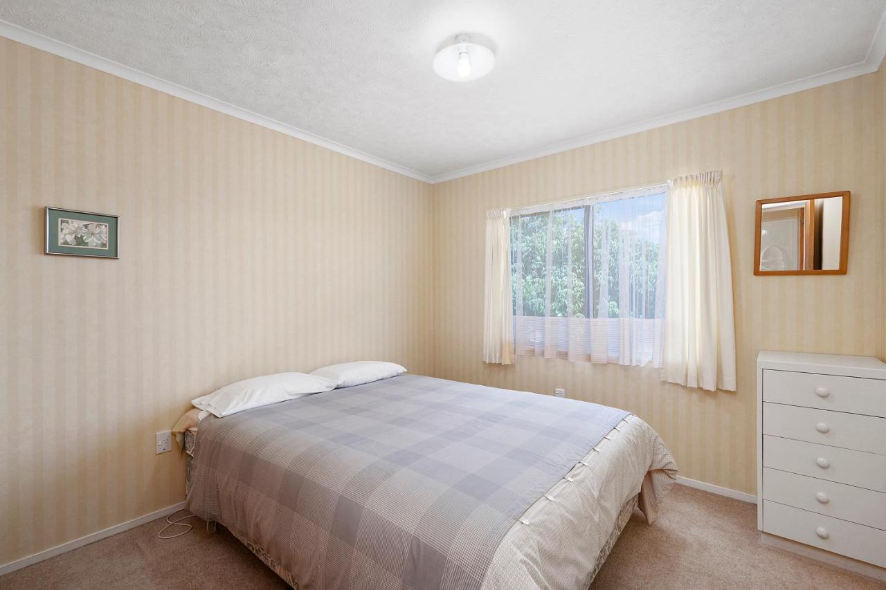 Lake Vista At Two Mile Bay- Taupo Central Home Экстерьер фото